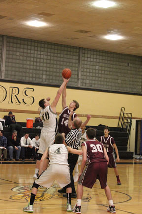 Boys Hoops Team Earns Playoff Spot