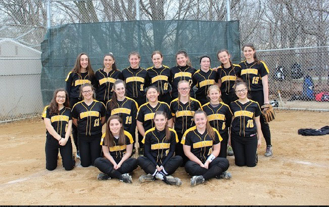 Softball Team Hopes to Capture Another Conference Title